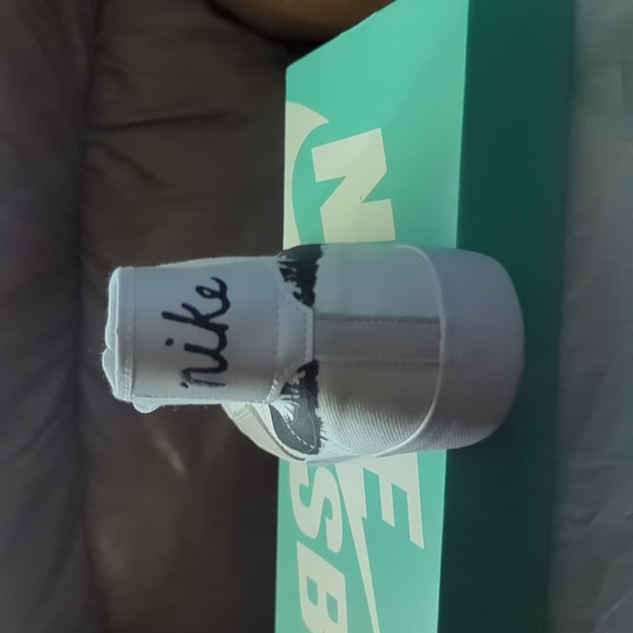 NEW NIKE SB BLZR COURT MID PRM WHITE/BLK/WHITE - Picture 2 of 4